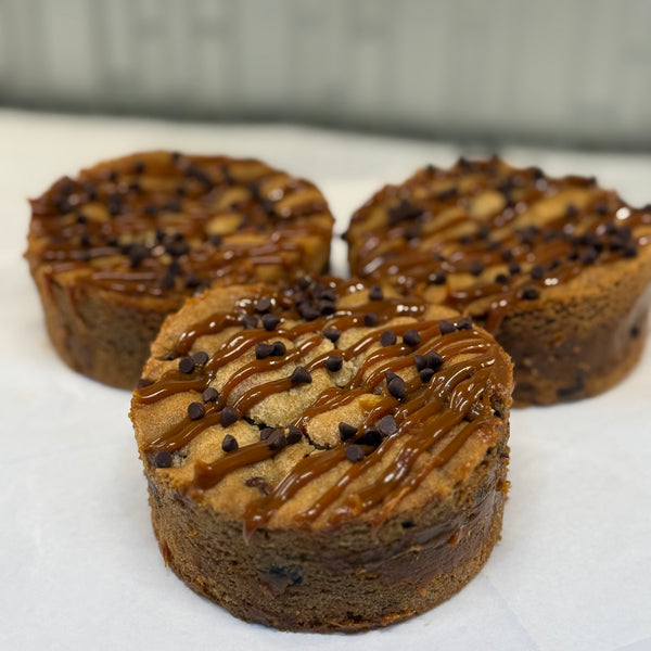 Caramel Drizzle Deep Dish Cookies